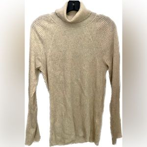 Cream/Beige Fitted Ribbed Turtleneck Sweater Medium